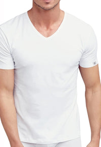 Camiseta de cuello en V para hombre de algodón certificado